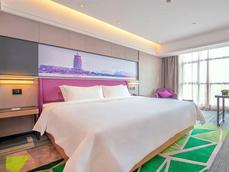 מלון Hampton By Hilton Nanning Wuxiang מראה חיצוני תמונה